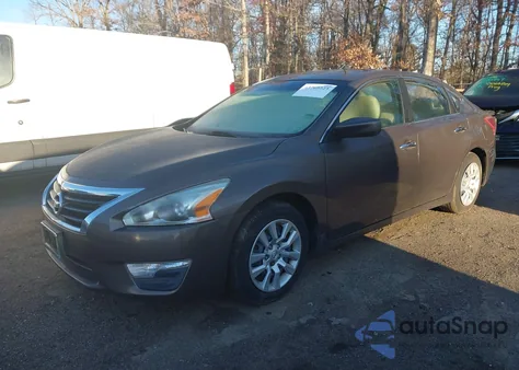 2013 Nissan Altima 2.5 S z USA, uszkodzony, nr VIN 1N4AL3AP8DC249097